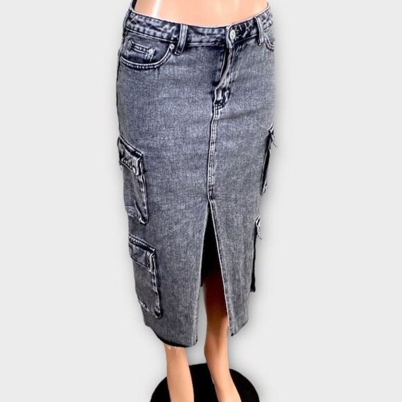 NWT True Religion Vintage Cargo Midi Slit Skirt Vintage Charcoal, Size 26 - Picture 3 of 12